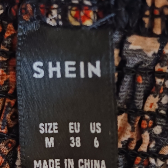 Super cute Shein bodysuit with big loose-fitting tie size Medium - Picture 8 of 10